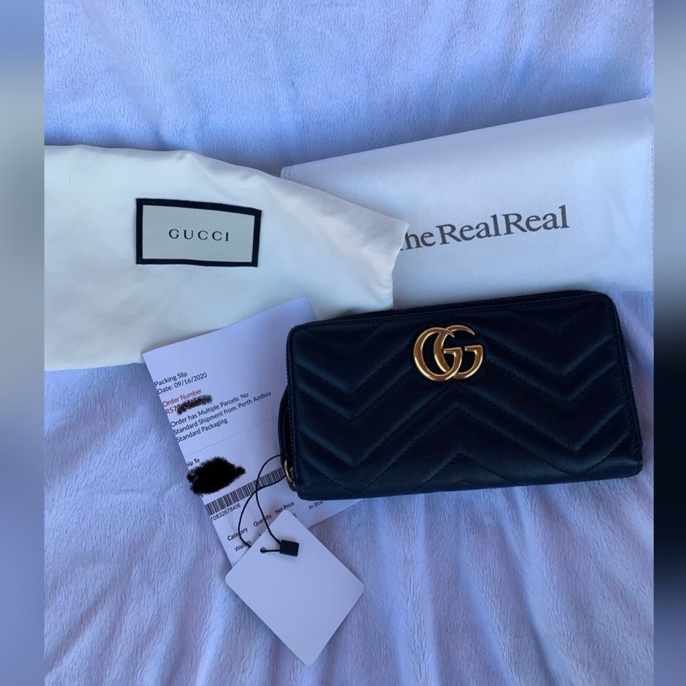 Gucci GG Marmont Matelassé Zip Around Wallet